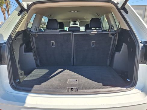 Used 2024 Volkswagen Atlas SE image 26