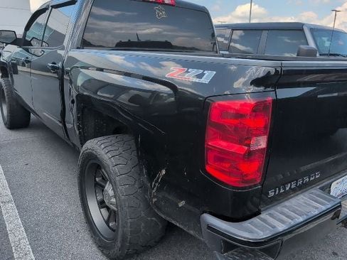 Used 2017 Chevrolet Silverado 1500 LT w/ All Star Edition AWD/4WD image 9