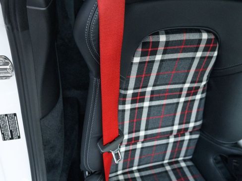 Used 2011 Porsche 911 GT3 RS image 19