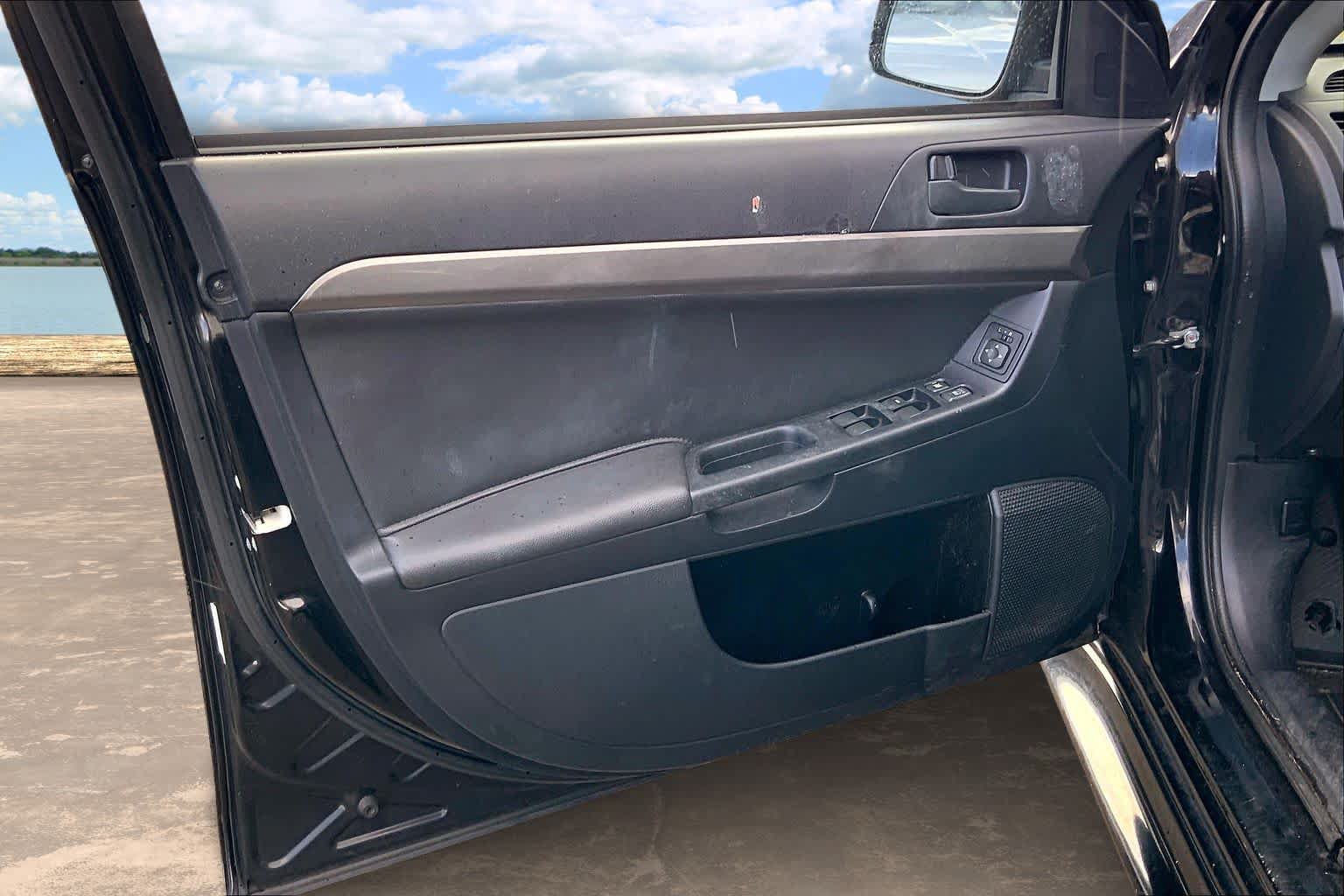 Used 2013 Mitsubishi Lancer ES FWD image 27