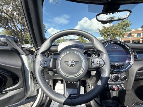 Used 2023 MINI Cooper S image 13