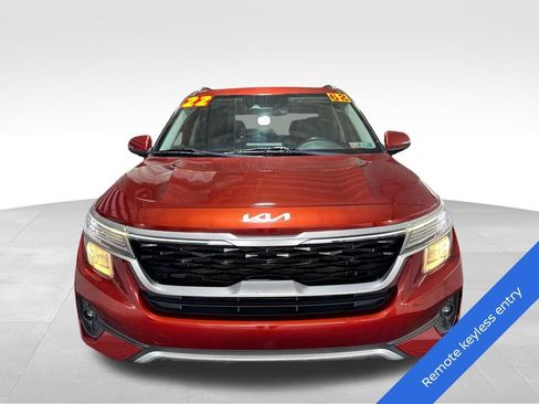 Used 2022 Kia Seltos S AWD/4WD image 2