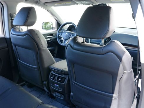 Used 2019 Acura MDX FWD image 36