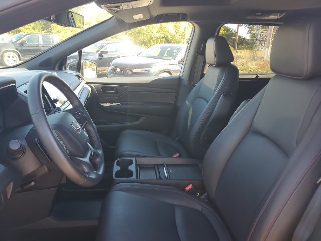 Used 2024 Honda Odyssey Sport image 17