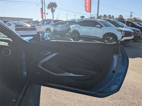 Used 2016 Chevrolet Camaro SS image 25