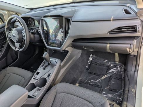 Used 2024 Subaru Crosstrek 2.0i Premium w/ Popular Package #4 image 18