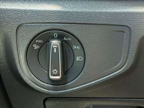 Certified 2023 Volkswagen Atlas SE AWD/4WD image 29