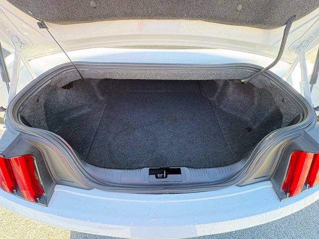 Used 2022 Ford Mustang Premium RWD image 28