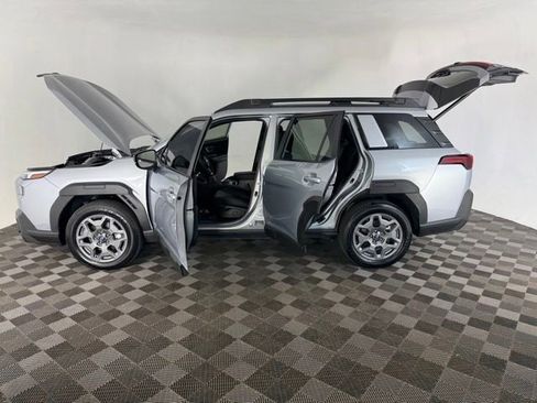 Used 2026 Subaru Outback Premium AWD/4WD image 13