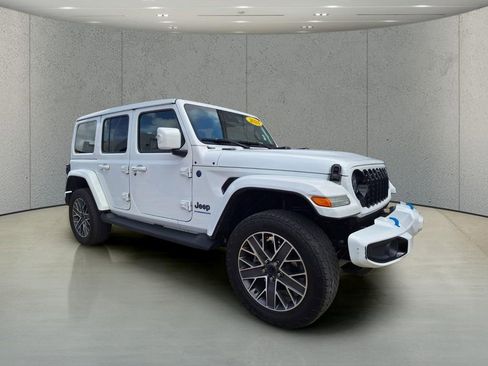 Used 2024 Jeep Wrangler High Altitude AWD/4WD image 7