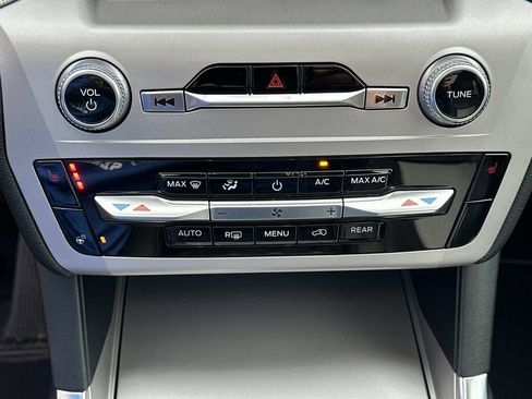 Used 2023 Ford Explorer XLT w/ Equipment Group 202A image 35