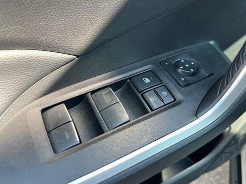 Used 2025 Toyota RAV4 XLE image 14