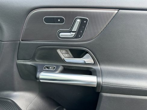 Certified 2022 Mercedes-Benz GLA 250 GLA 250 image 18