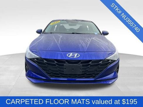 Used 2022 Hyundai Elantra SEL w/ Cargo Package image 2