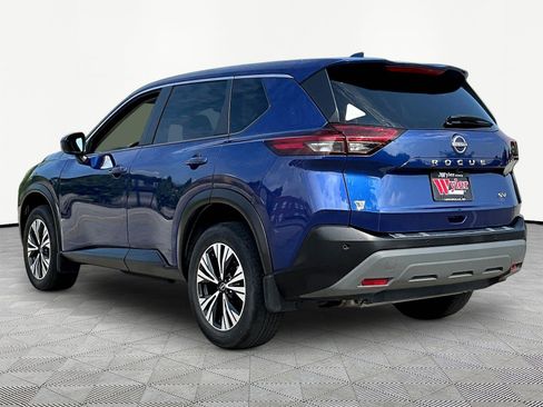 Used 2023 Nissan Rogue SV FWD image 4