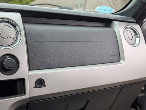 Used 2014 Ford F150 FX4 w/ Equipment Group 402A Luxury image 17