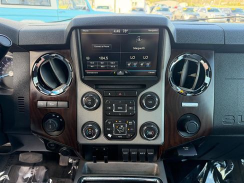 Used 2015 Ford F250 Lariat w/ Lariat Ultimate Package image 27