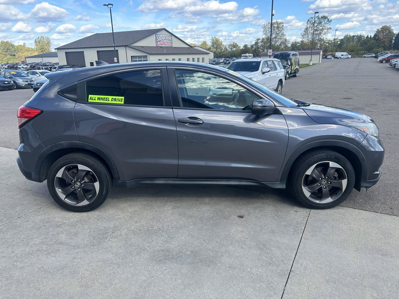 Used 2018 Honda HR-V EX image 4