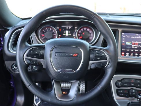 Used 2019 Dodge Challenger SXT w/ Plus Package image 25