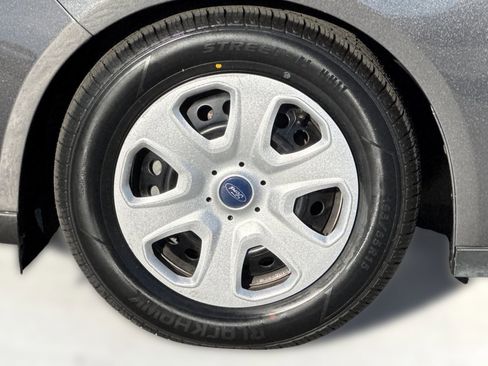 Used 2018 Ford Focus S image 11