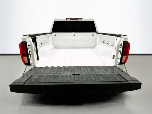 Used 2023 GMC Sierra 1500 Elevation w/ LPO, Elevation Black Package image 27