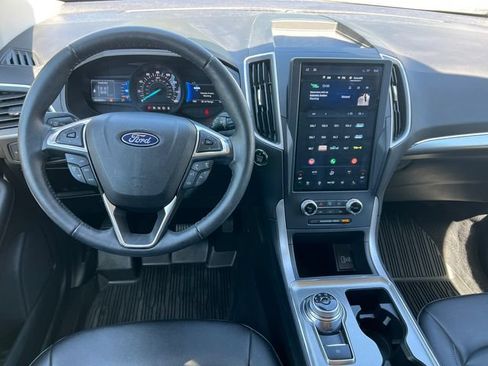 Used 2022 Ford Edge SEL w/ Convenience Package AWD/4WD image 3