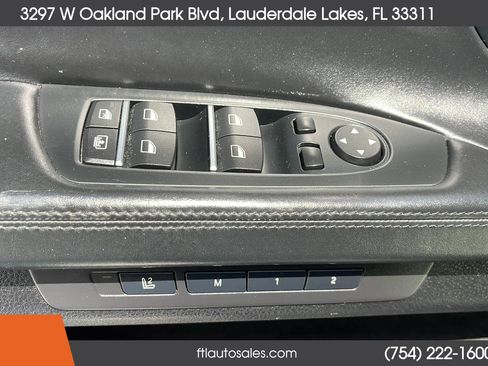 Used 2014 BMW 750i image 21