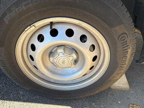 Used 2024 Ford Maverick XL image 18