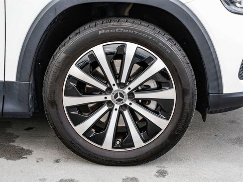 Certified 2022 Mercedes-Benz GLB 250 4MATIC image 9