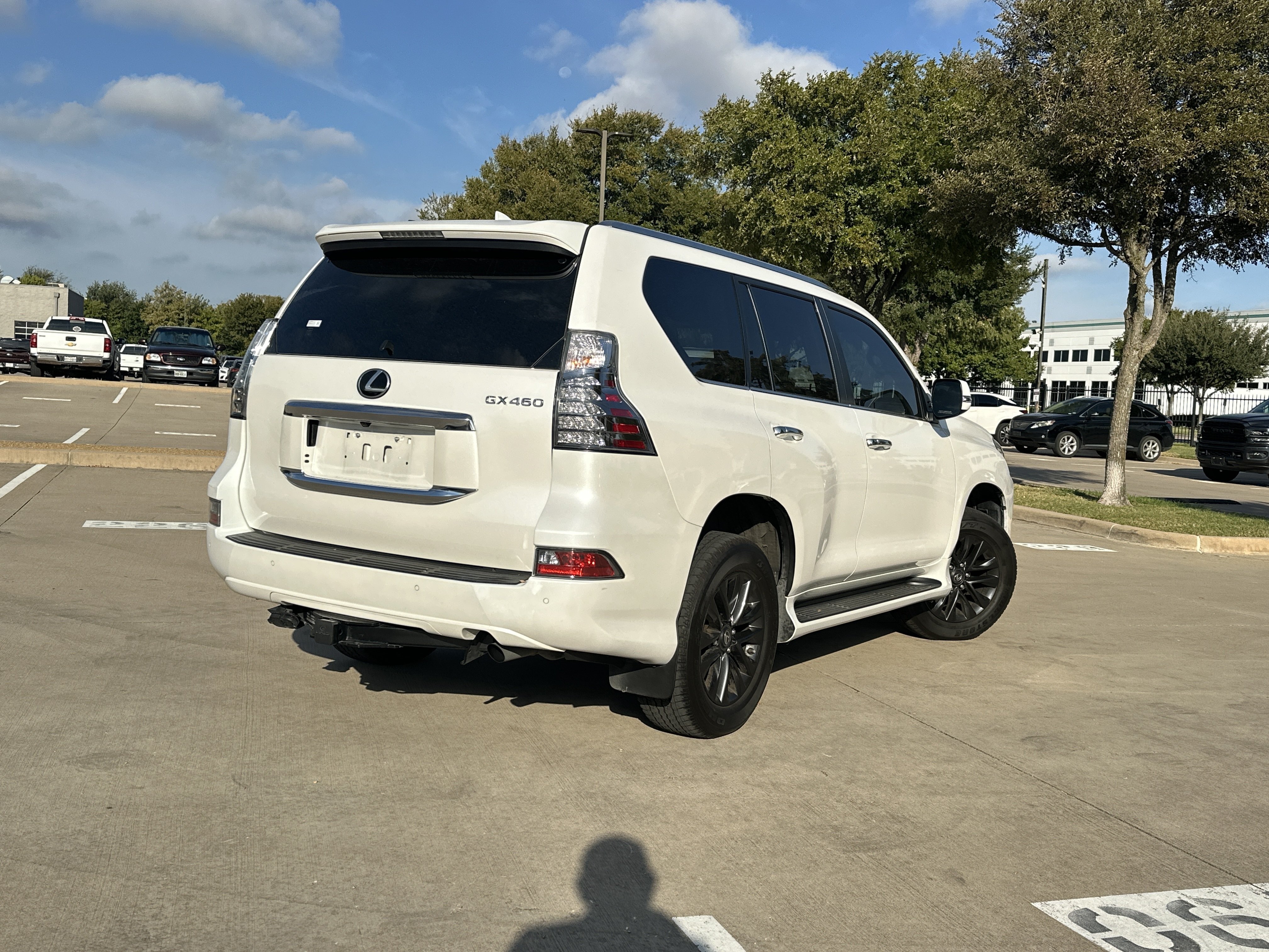 Used 2023 Lexus GX 460 Premium AWD/4WD image 2