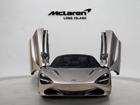 Used 2020 McLaren 720S Spider image 34