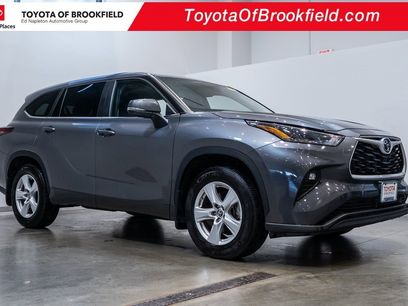 Used 2024 Toyota Highlander LE