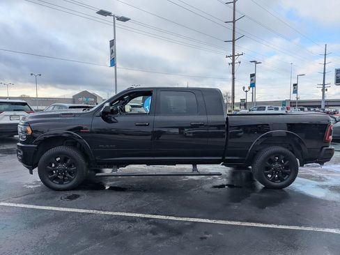 Used 2022 RAM 2500 Limited image 9