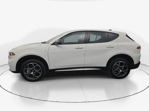 Used 2024 Alfa Romeo Tonale Ti AWD/4WD image 7