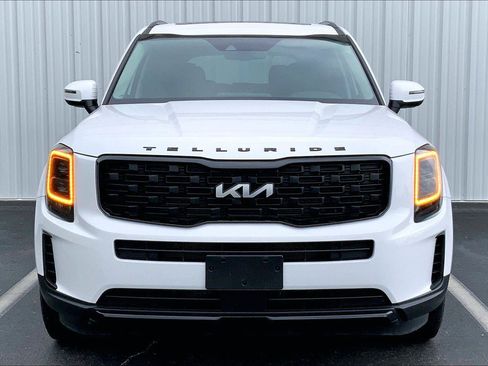 Used 2022 Kia Telluride EX w/ EX Premium Package AWD/4WD image 3