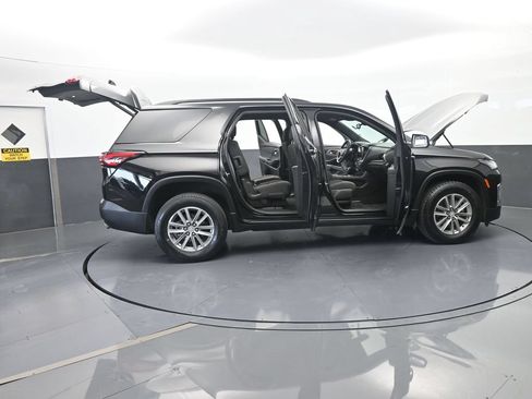 Used 2023 Chevrolet Traverse LT FWD image 76