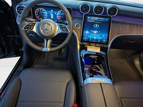 Used 2026 Mercedes-Benz GLC 300 GLC 300 image 14