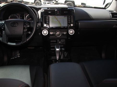 Used 2023 Toyota 4Runner TRD Off-Road Premium w/ Moonroof Package AWD/4WD image 17