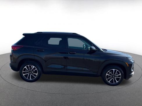 Used 2025 Chevrolet TrailBlazer LT image 16
