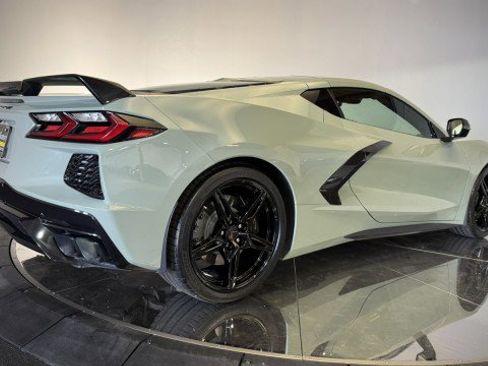 Used 2024 Chevrolet Corvette Stingray Premium Cpe w/ Z51 Performance Package image 30