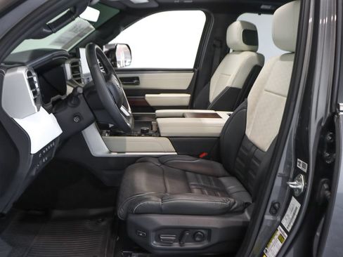 Used 2024 Toyota Sequoia Capstone AWD/4WD image 23