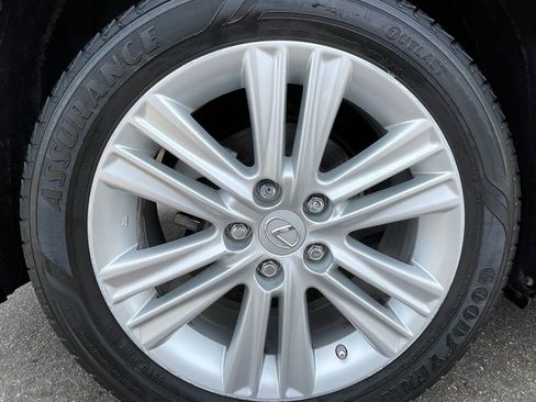 Used 2015 Lexus ES 350 w/ Premium Package FWD image 16