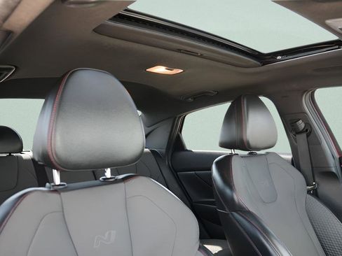 Certified 2023 Hyundai Elantra N Line image 15