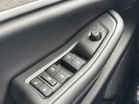 New 2026 Jeep Grand Cherokee Altitude AWD/4WD image 29