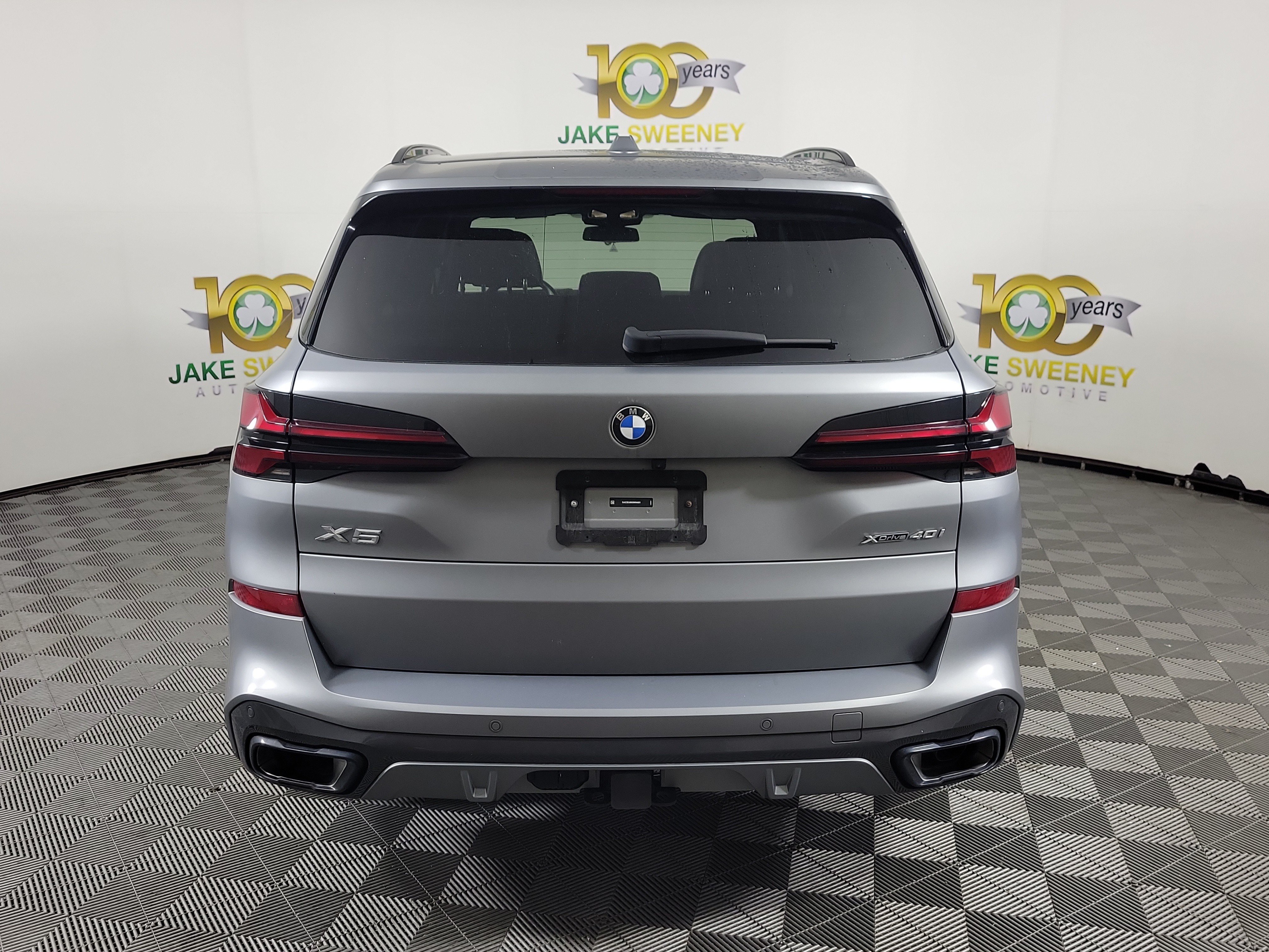 Certified 2025 BMW X5 xDrive40i w/ M Sport Package AWD/4WD image 3