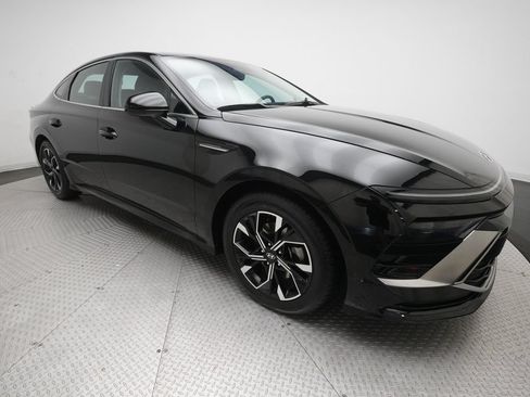 Used 2025 Hyundai Sonata SEL FWD image 35