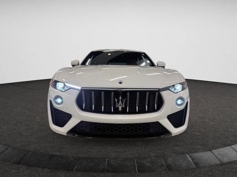 Used 2022 Maserati Levante GT image 2