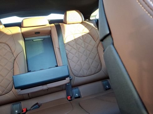 Used 2024 BMW X6 xDrive40i w/ Premium Package image 20