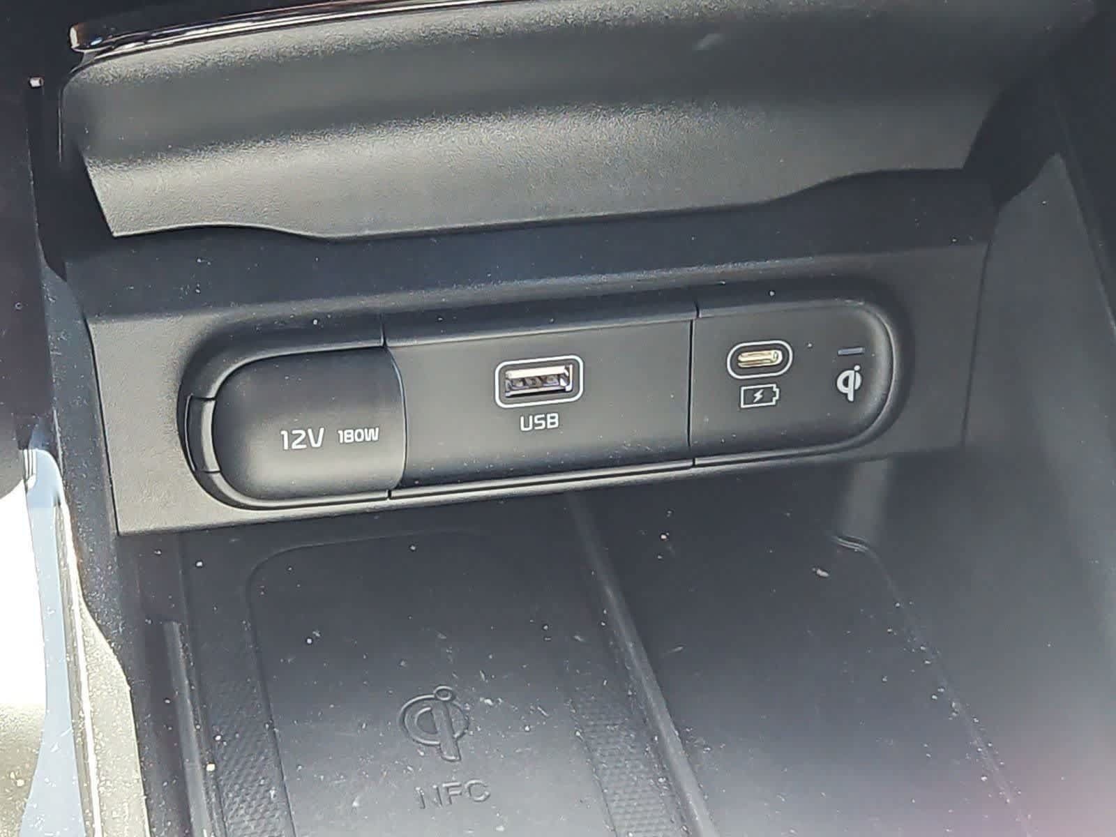 Used 2024 Kia Telluride SX Prestige AWD/4WD image 32