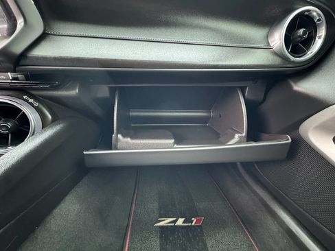 Used 2017 Chevrolet Camaro SS RWD image 39